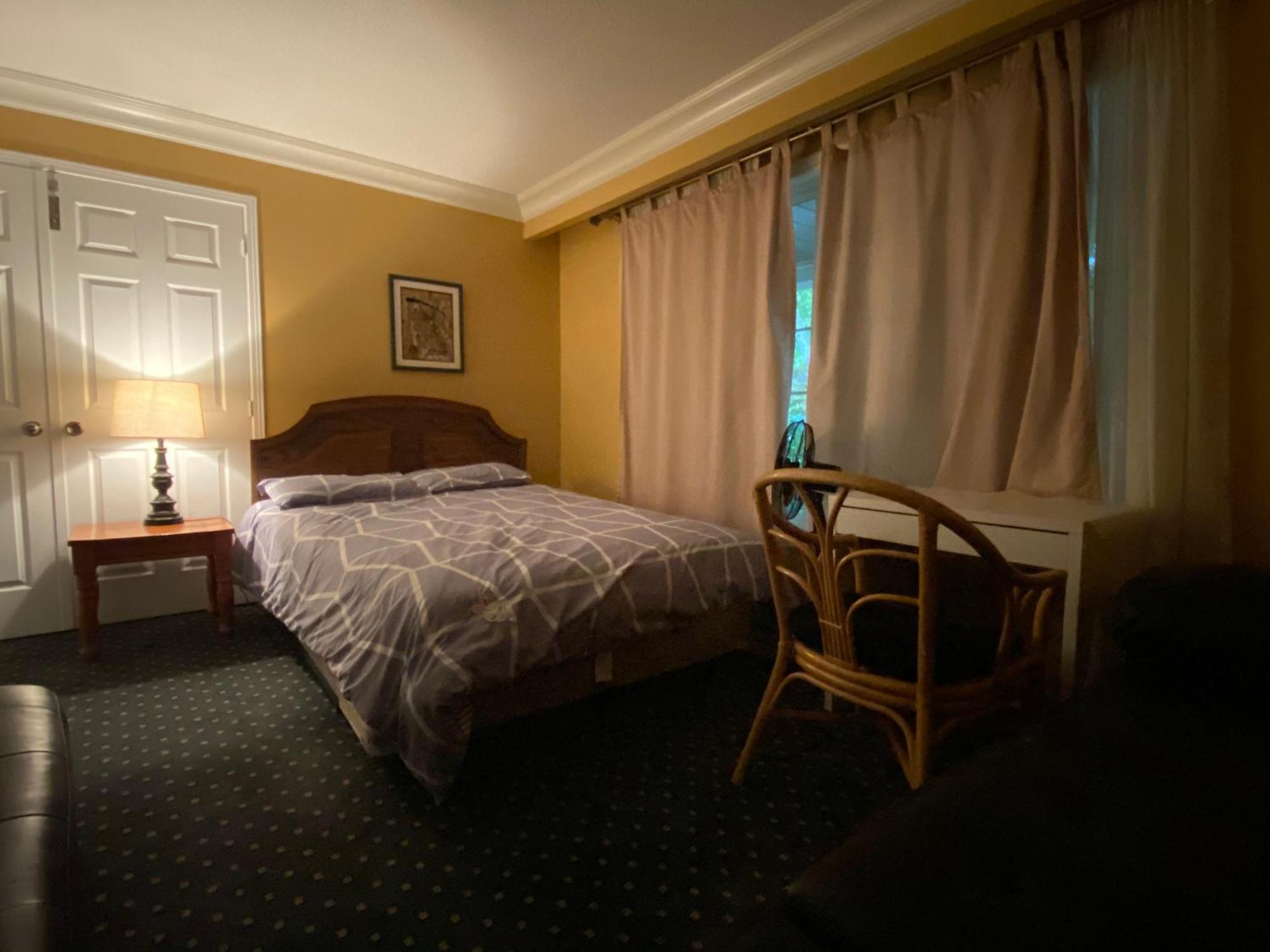 Quiet And Comfortable Homestay Oakville Ruang foto